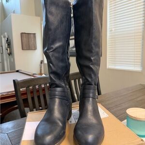 Navy Blue Leather Wide Calf Knee-High Boots Size 8 1/2.